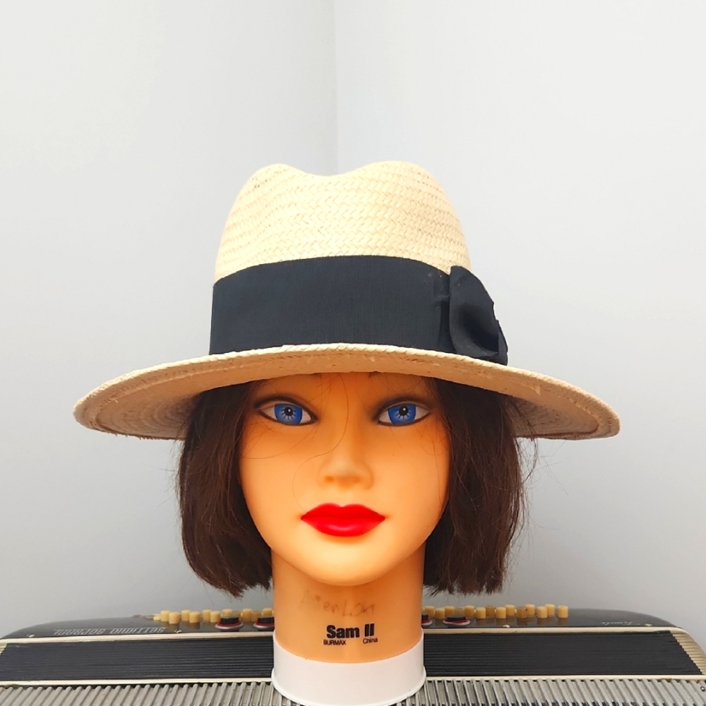 NWOT- CLASSY H&M TAN STRAW FEDORA WITH BLACK BAND SIZE M-56